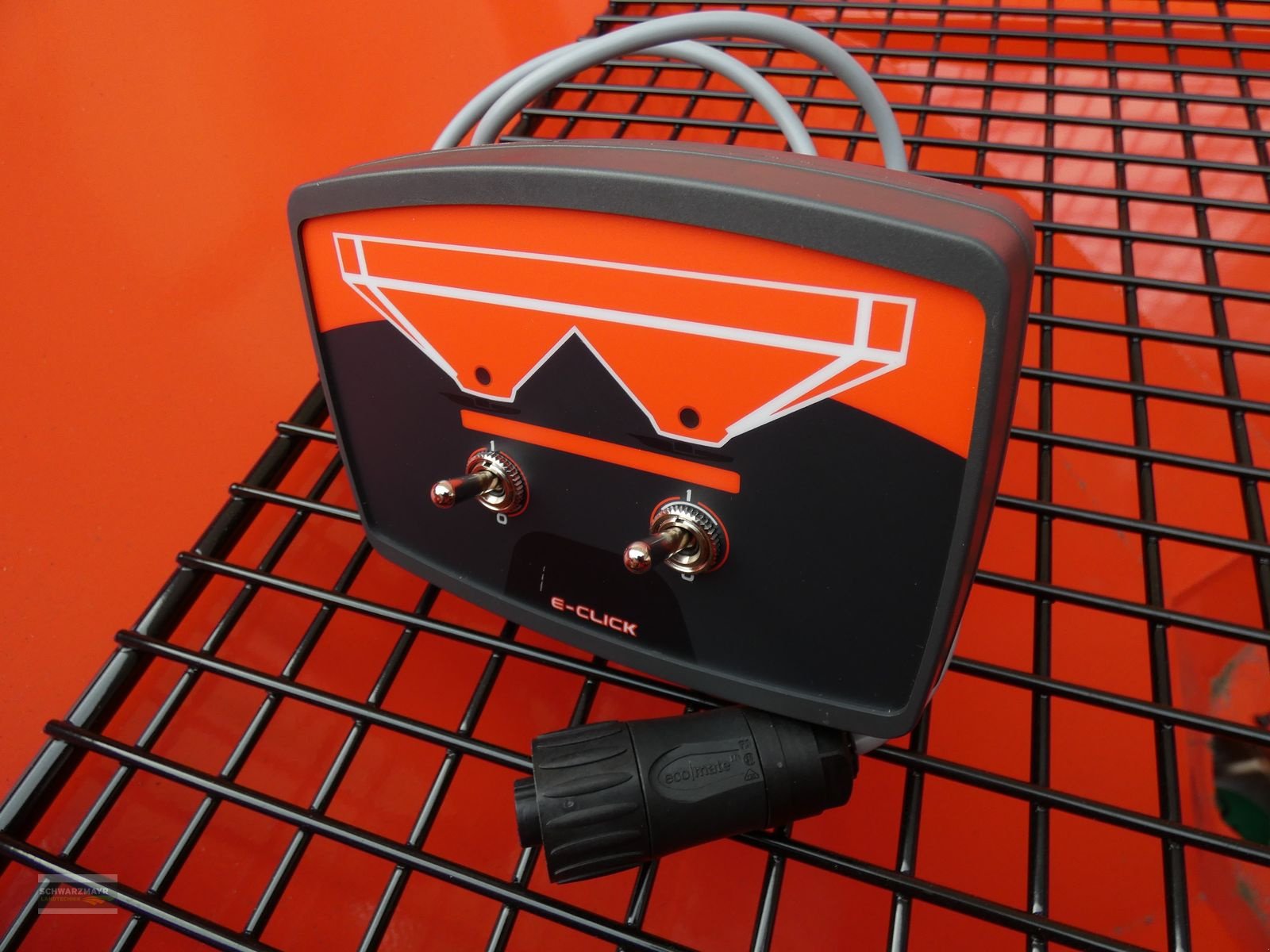 Düngerstreuer des Typs Rauch MDS 20.2 E-Click, Neumaschine in Aurolzmünster (Bild 20)