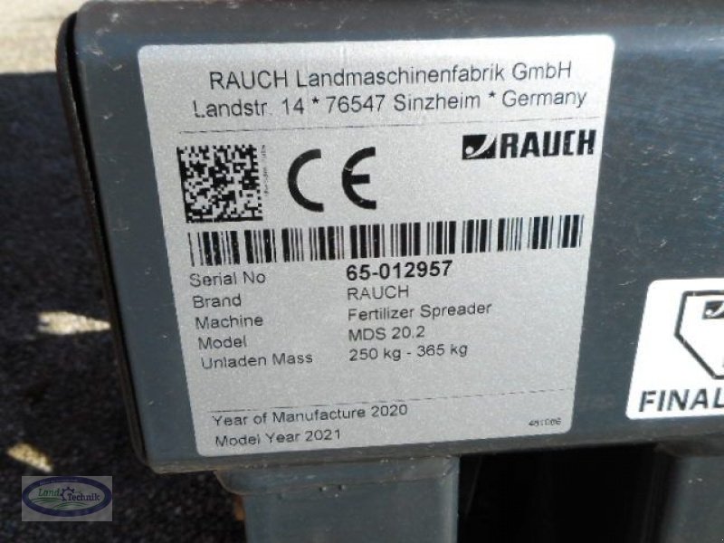 Düngerstreuer of the type Rauch MDS 20.2 E-Click, Neumaschine in Münzkirchen (Picture 10)