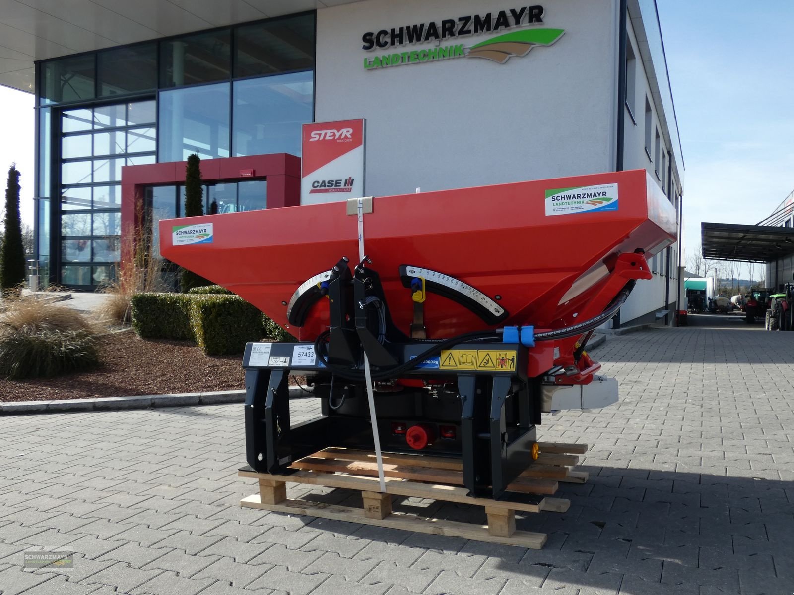 Düngerstreuer des Typs Rauch MDS 20.2 E-Click, Neumaschine in Gampern (Bild 2)