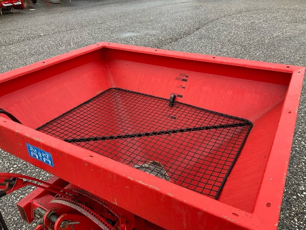 Düngerstreuer des Typs Rauch MDS 61, Gebrauchtmaschine in Pasching (Bild 8)