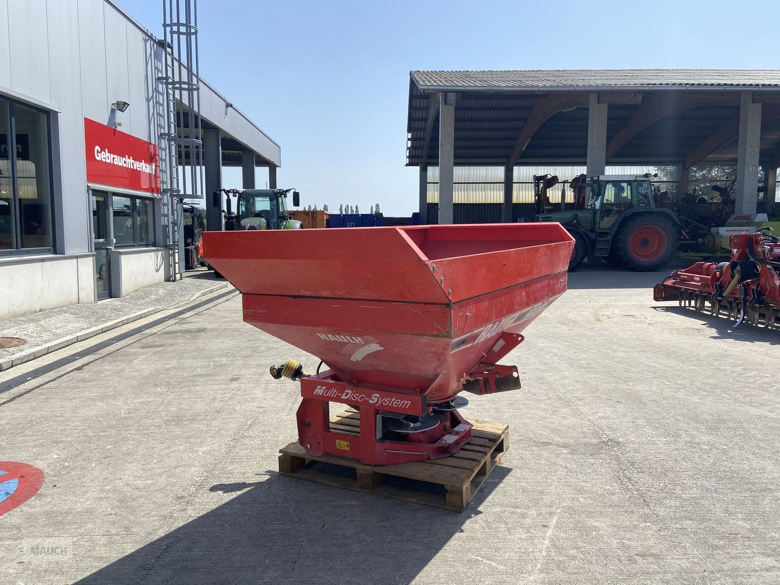 Düngerstreuer des Typs Rauch MDS 901 + Aufsatz, Gebrauchtmaschine in Burgkirchen (Bild 5)