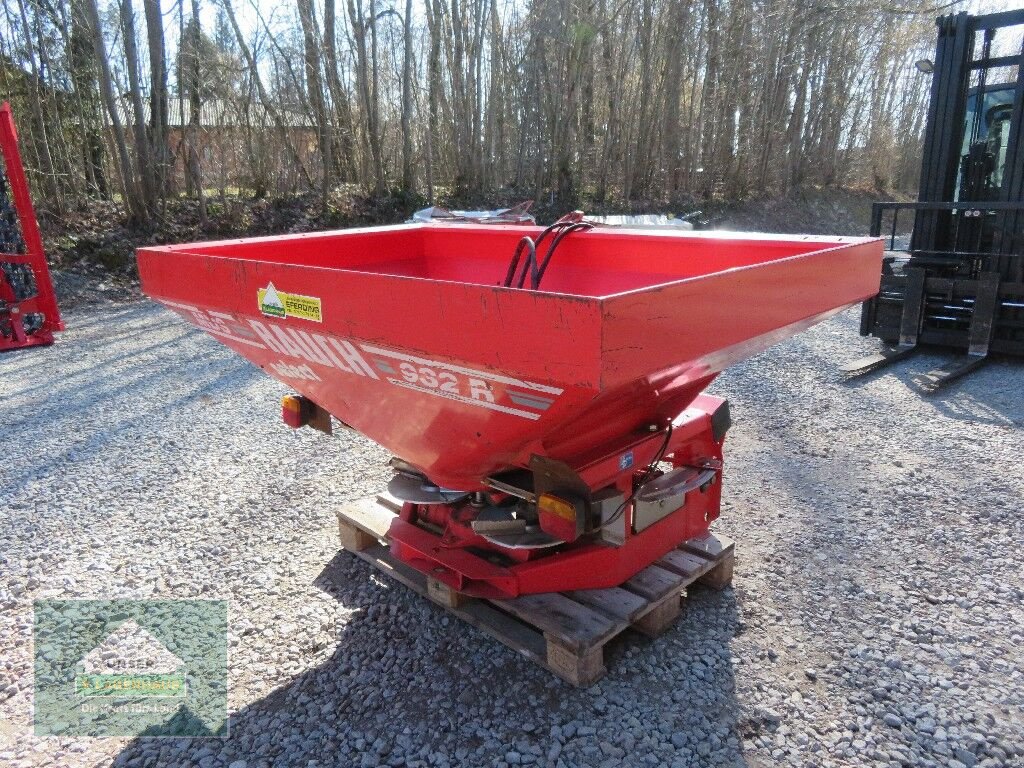 Düngerstreuer des Typs Rauch MDS 932R Select, Gebrauchtmaschine in Hofkirchen (Bild 10)