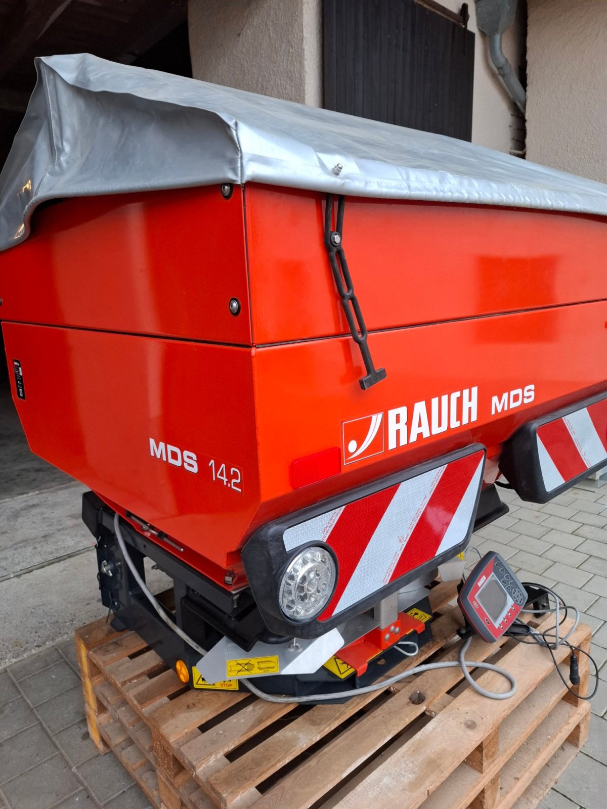 Düngerstreuer typu Rauch Reihendüngung, Gebrauchtmaschine v Scheyern (Obrázek 2)