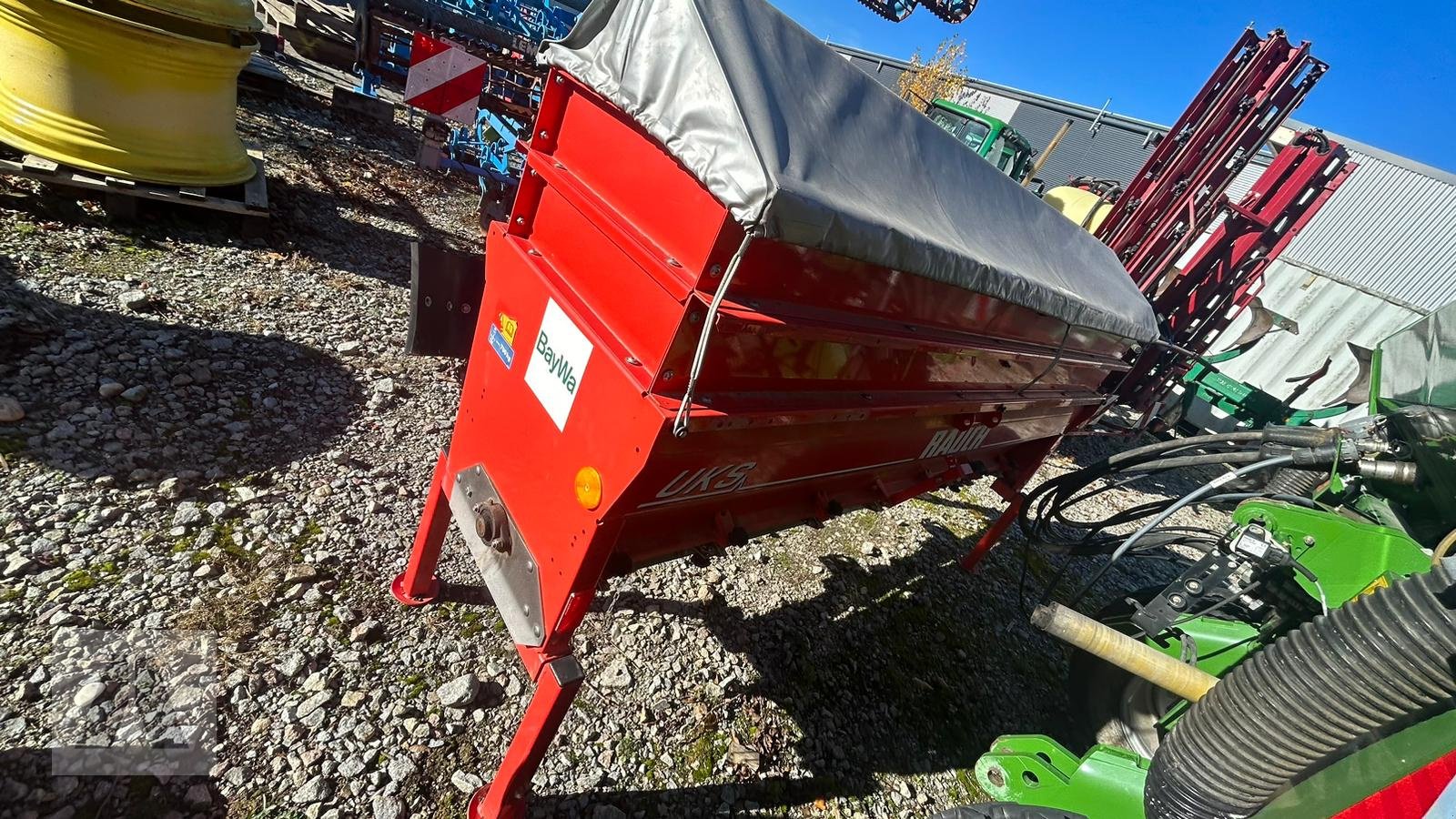 Düngerstreuer типа Rauch UKS 230, Gebrauchtmaschine в Regensburg (Фотография 3)