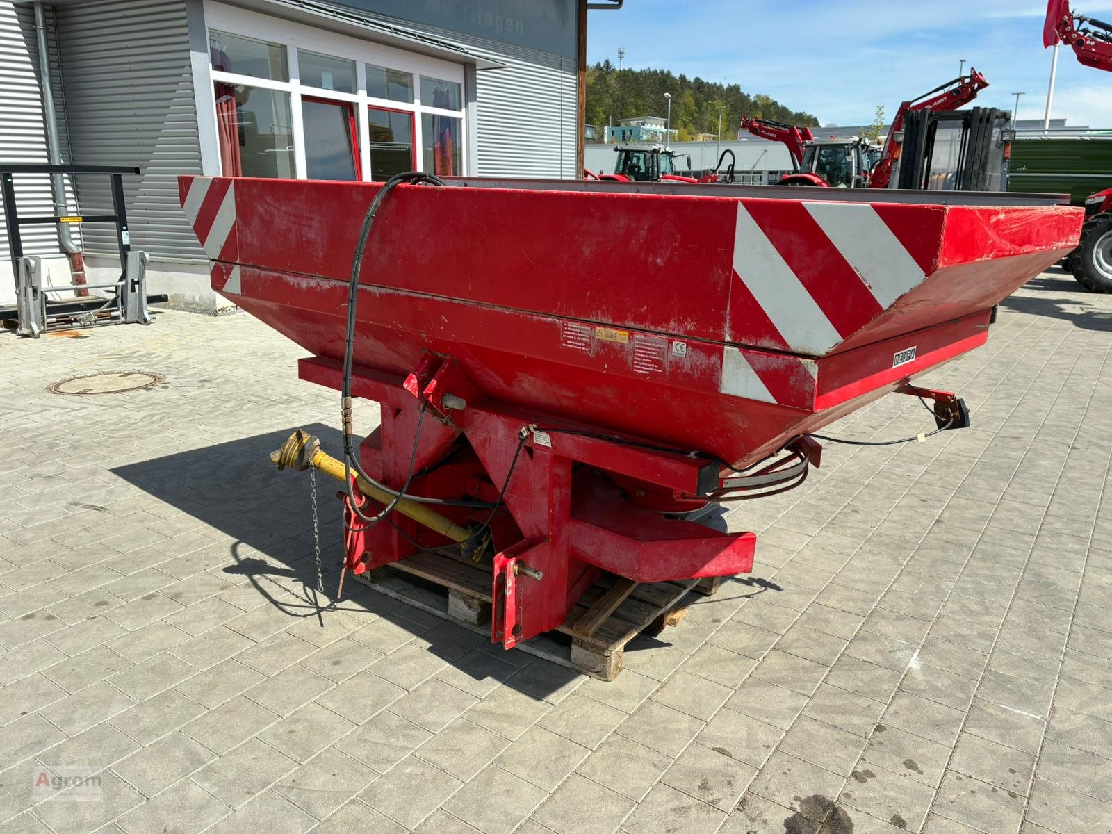 Düngerstreuer Türe ait Rotina GTS 2000 K, Gebrauchtmaschine içinde Münsingen (resim 1)