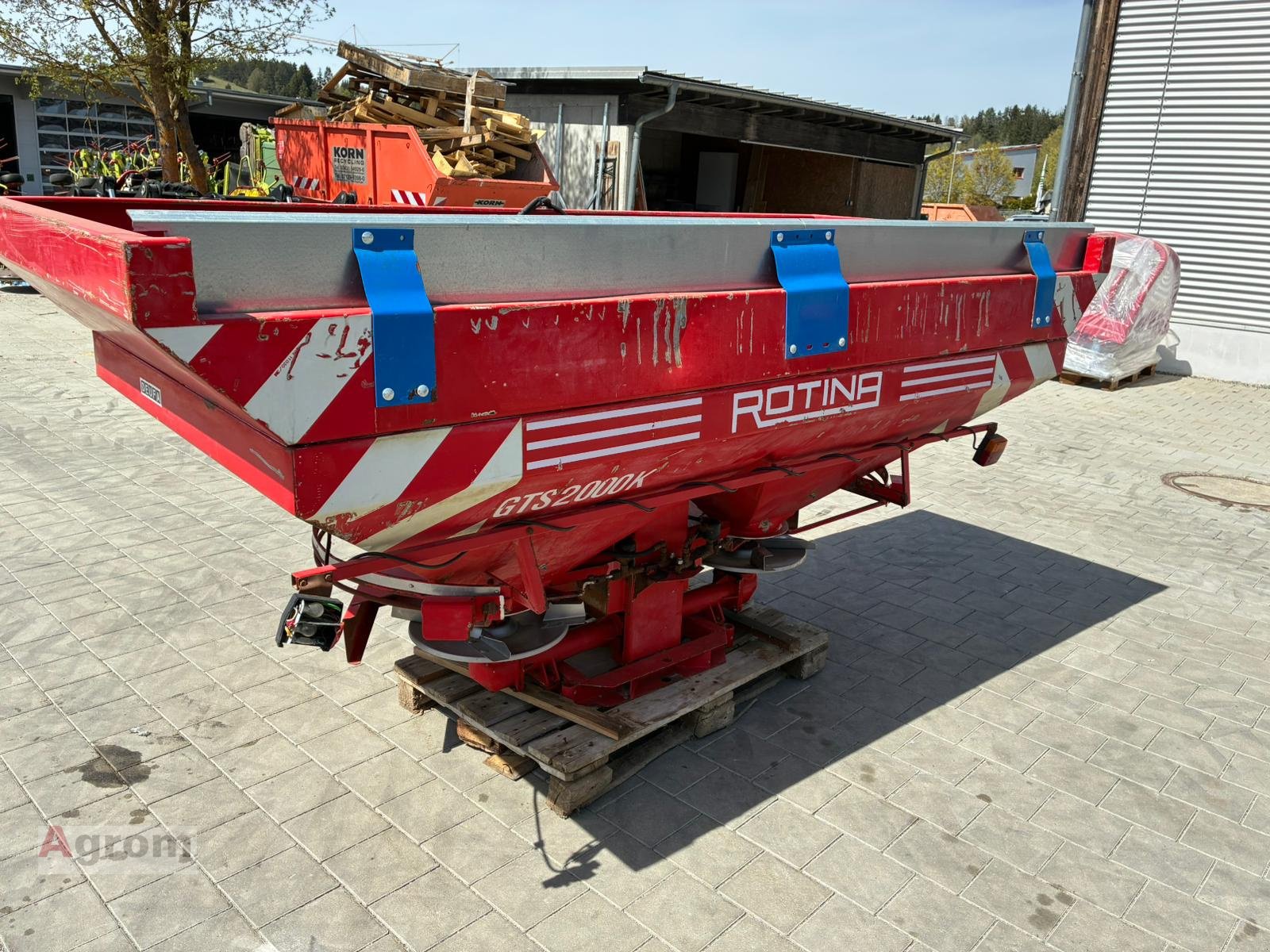 Düngerstreuer Türe ait Rotina GTS 2000 K, Gebrauchtmaschine içinde Münsingen (resim 3)