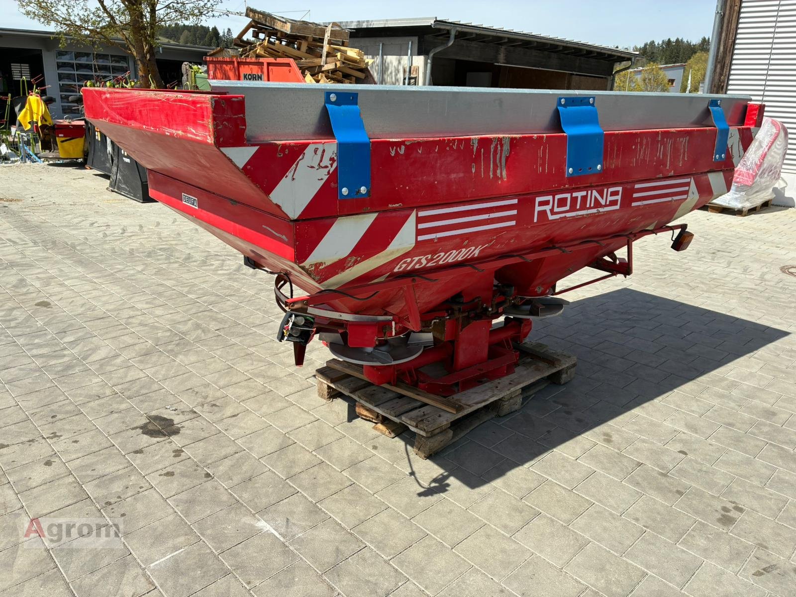 Düngerstreuer Türe ait Rotina GTS 2000 K, Gebrauchtmaschine içinde Münsingen (resim 14)