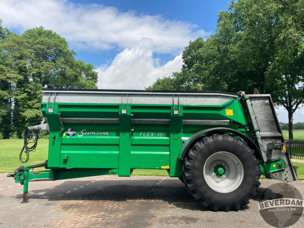 Düngerstreuer of the type Samson Flex 16, Gebrauchtmaschine in Vriezenveen (Picture 2)