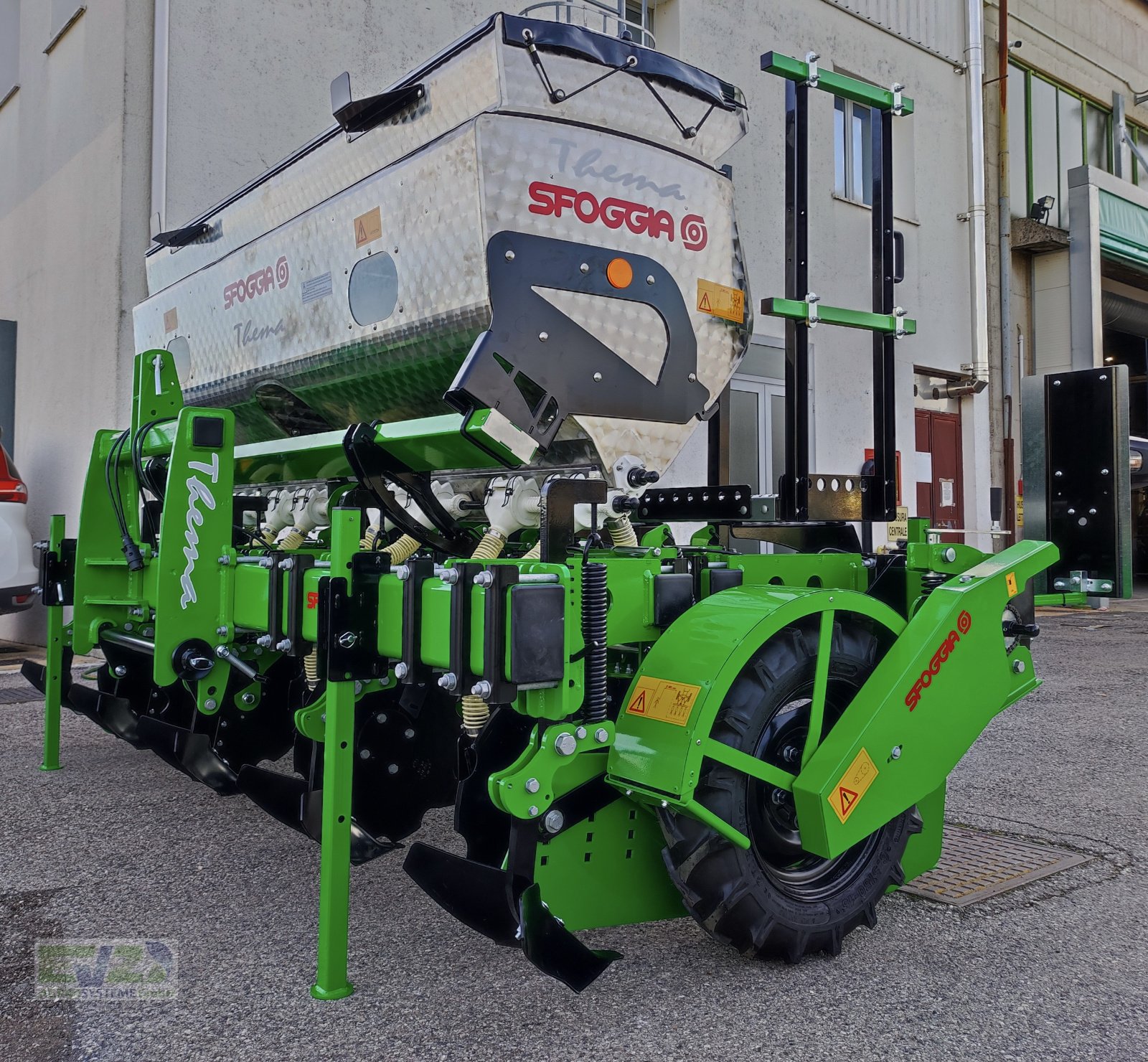 Düngerstreuer typu Sfoggia THEMA NS Reihendüngerstreuer, Neumaschine v Ebersberg (Obrázek 3)