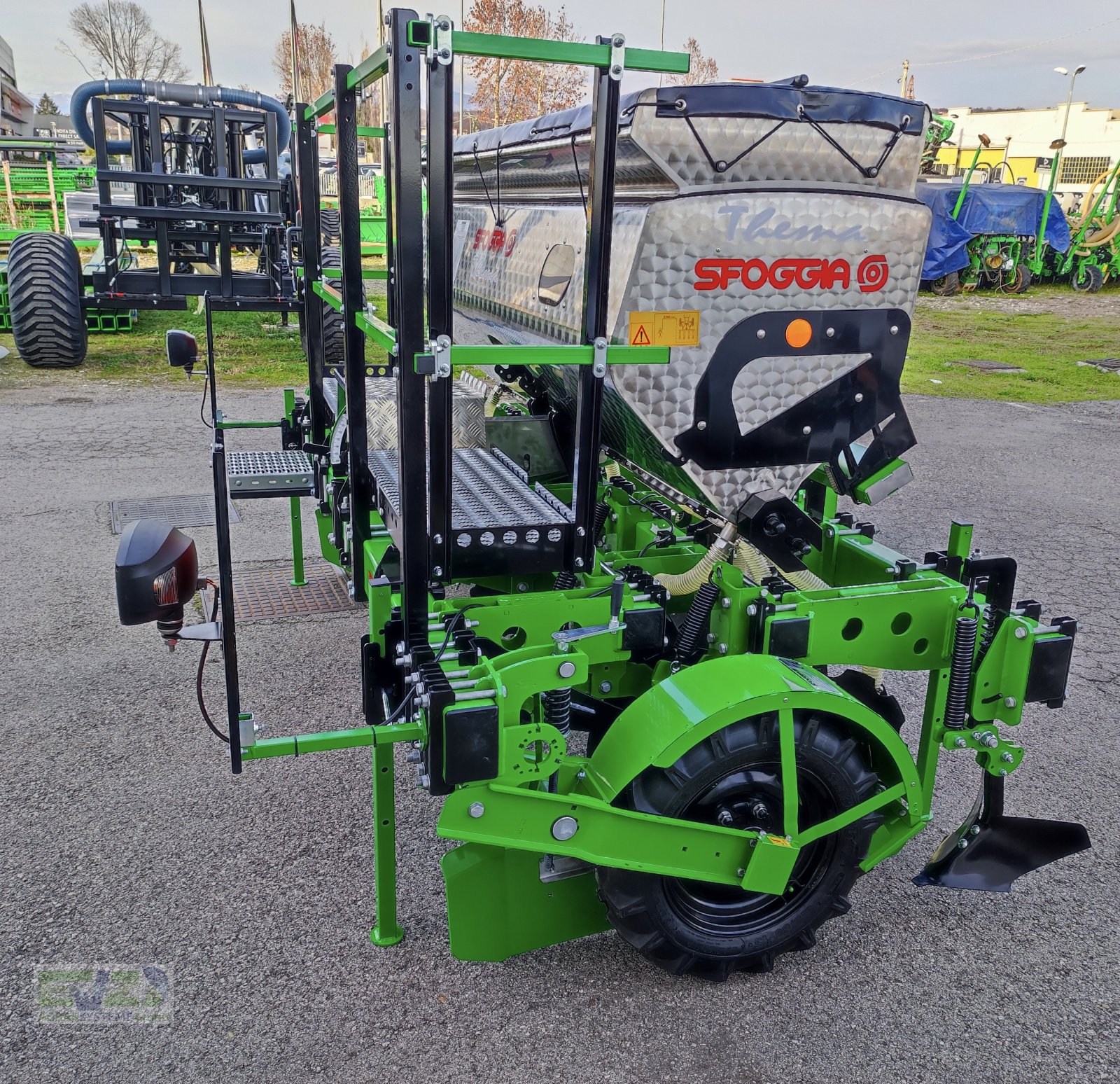 Düngerstreuer typu Sfoggia THEMA NS Reihendüngerstreuer, Neumaschine v Ebersberg (Obrázek 4)