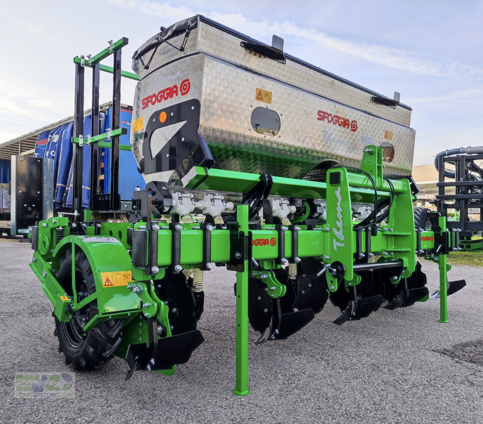 Düngerstreuer typu Sfoggia THEMA NS Reihendüngerstreuer, Neumaschine v Ebersberg (Obrázek 7)