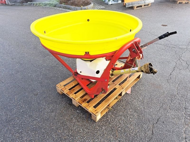 Düngerstreuer of the type Sonstige 400 l Pendelstreuer, Gebrauchtmaschine in St. Marienkirchen (Picture 3)