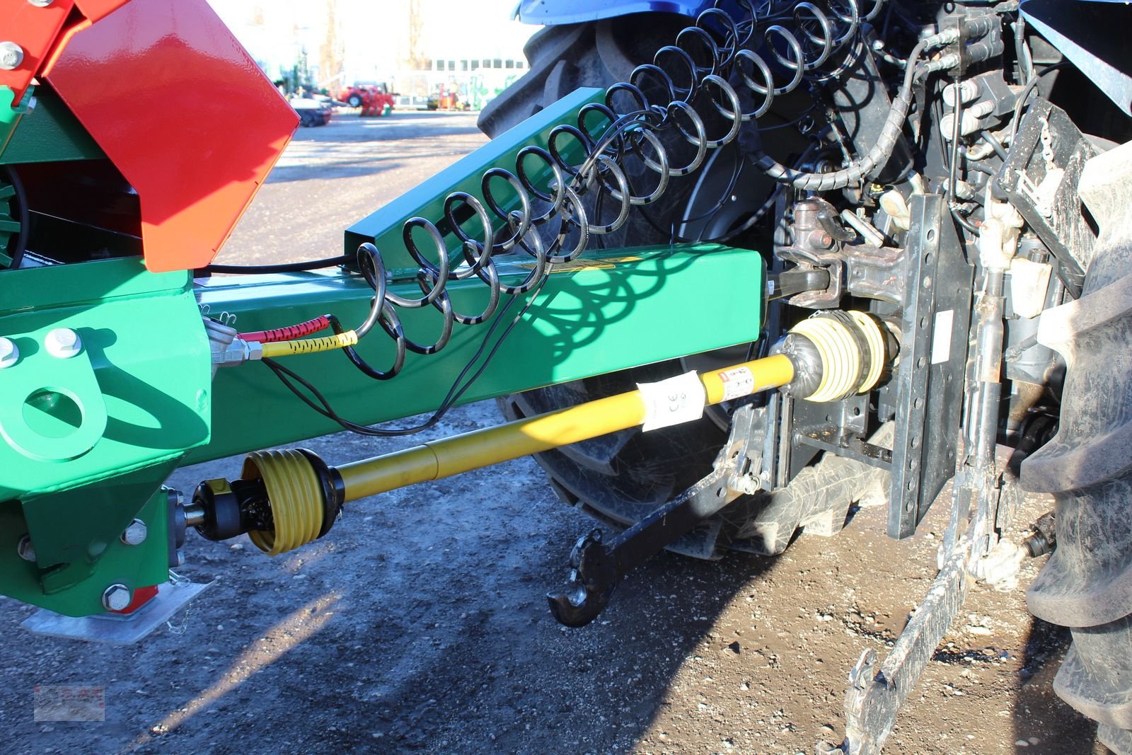 Düngerstreuer des Typs Sonstige Agro-Masz REWO 8200 Kalk- und Düngerstreuer, Neumaschine in Eberschwang (Bild 7)