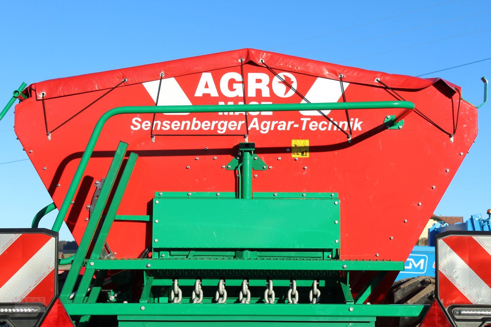 Düngerstreuer des Typs Sonstige Agro-Masz REWO 8200 Kalk- und Düngerstreuer, Neumaschine in Eberschwang (Bild 14)