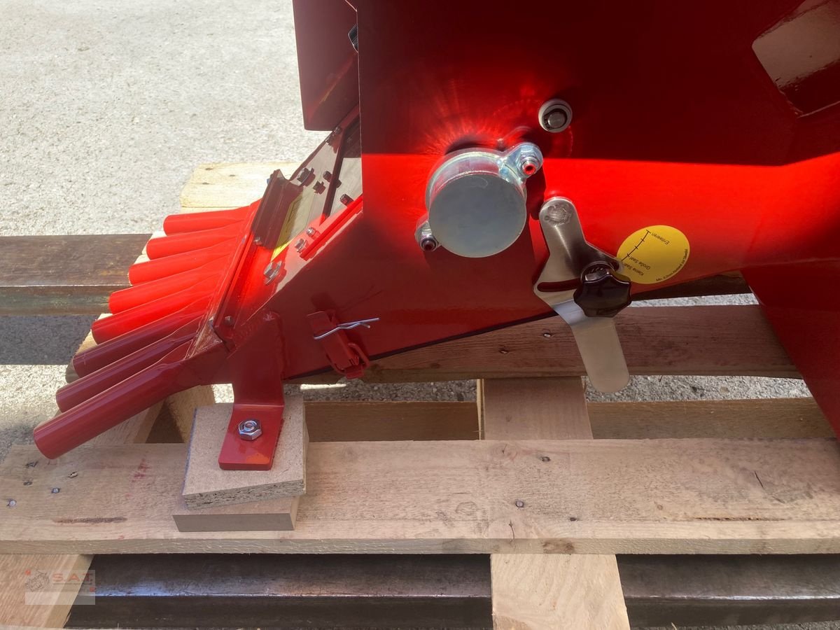 Düngerstreuer des Typs Sonstige Aktion Universalstreuer-frei Haus, Neumaschine in Eberschwang (Bild 8)