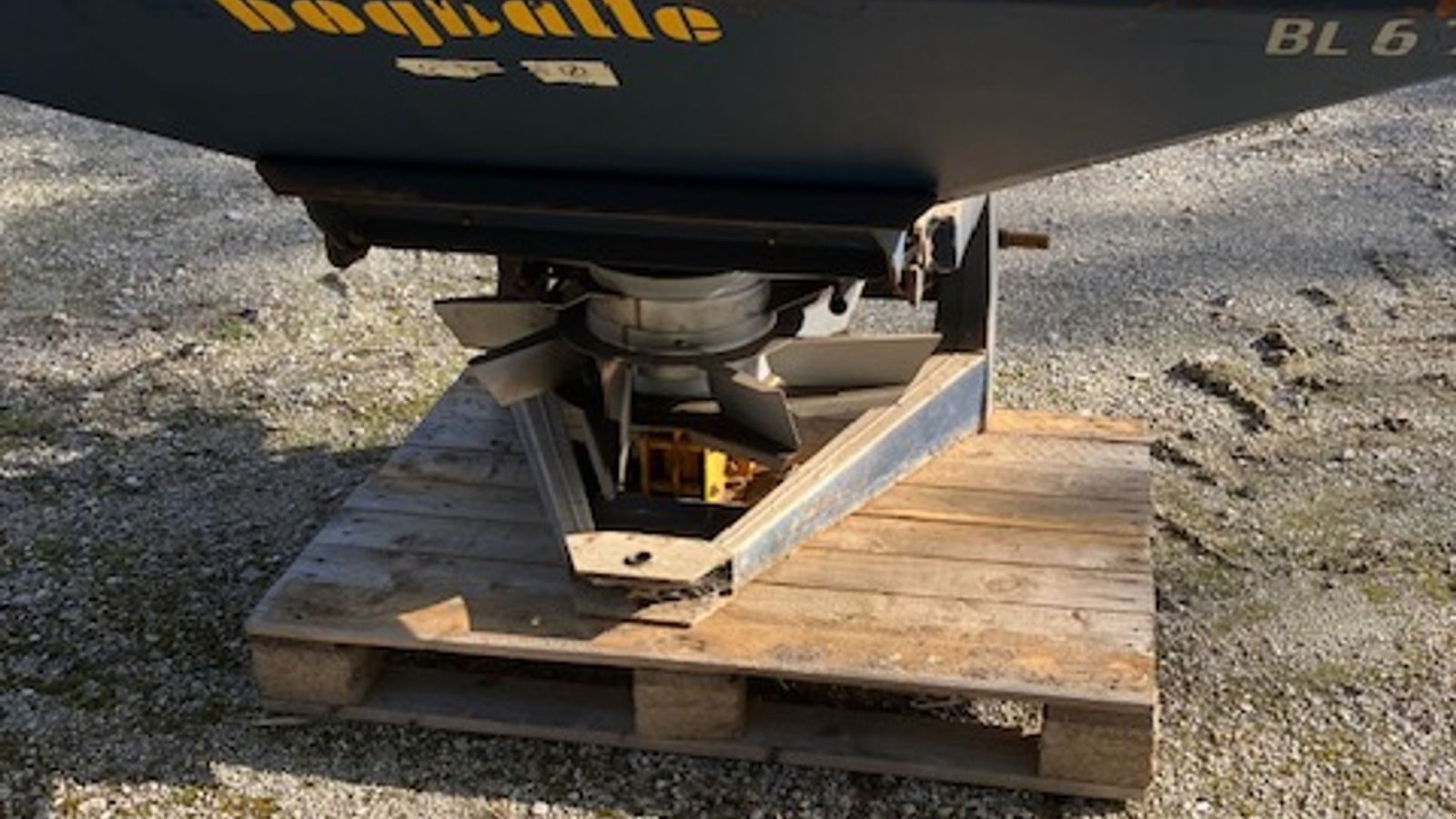 Düngerstreuer типа Sonstige B600, Gebrauchtmaschine в Odense SV (Фотография 3)