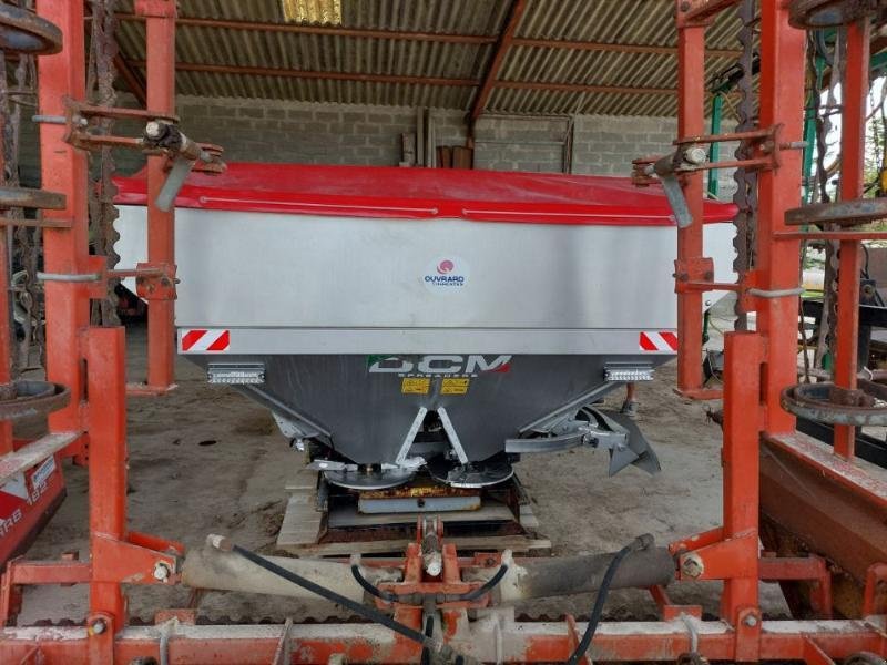 Düngerstreuer от тип Sonstige CA2000INOX-ES, Gebrauchtmaschine в GEMOZAC (Снимка 3)