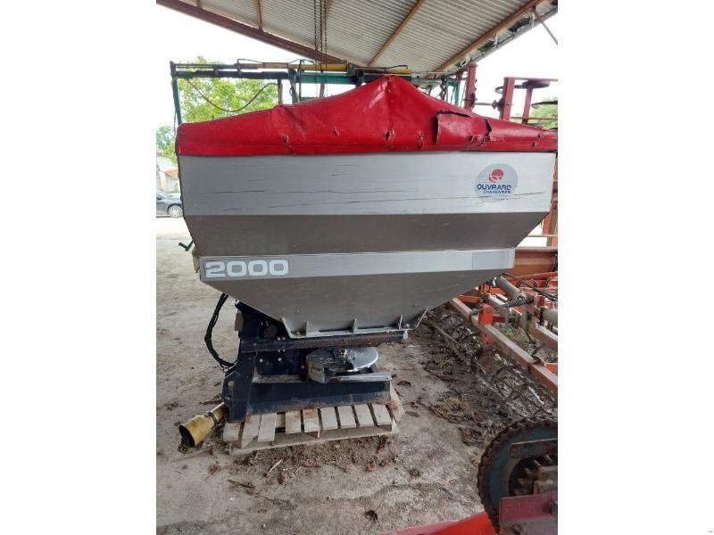 Düngerstreuer от тип Sonstige CA2000INOX-ES, Gebrauchtmaschine в GEMOZAC (Снимка 2)