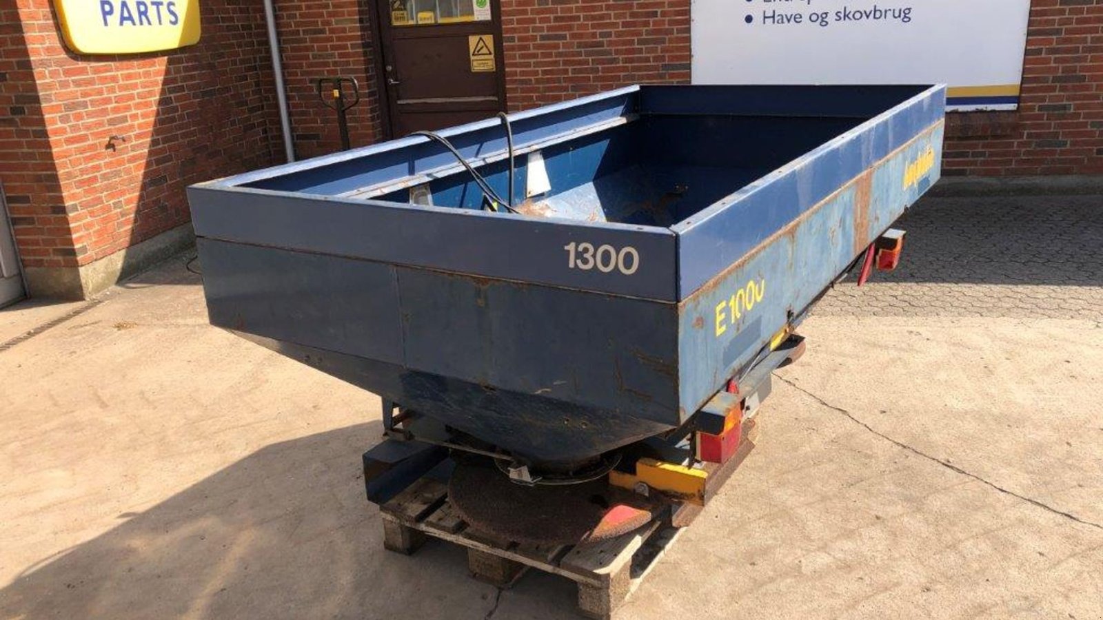 Düngerstreuer of the type Sonstige E1300, Gebrauchtmaschine in Tinglev (Picture 5)