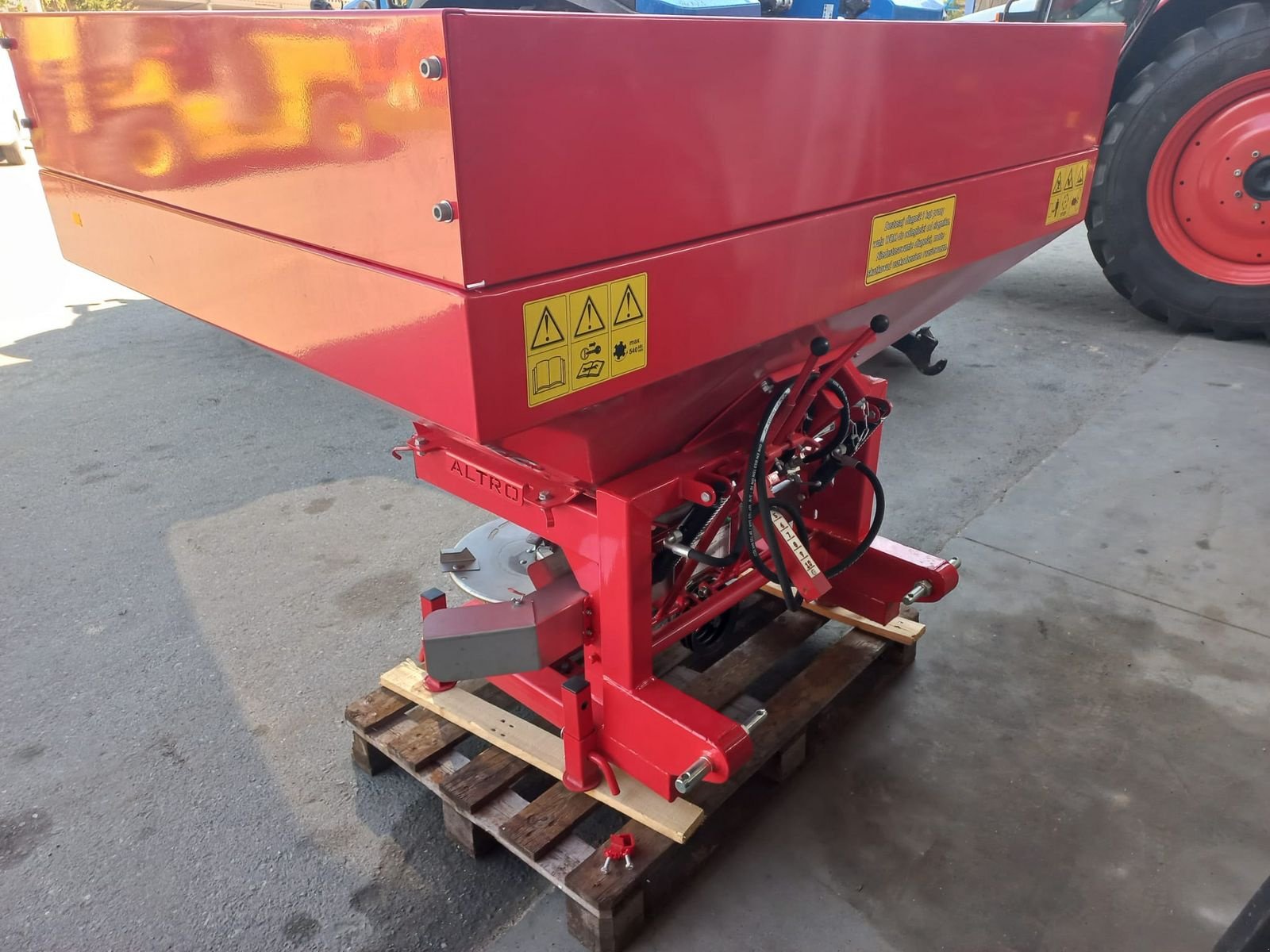 Düngerstreuer typu Sonstige M 256, Gebrauchtmaschine w Göpfritz (Zdjęcie 3)