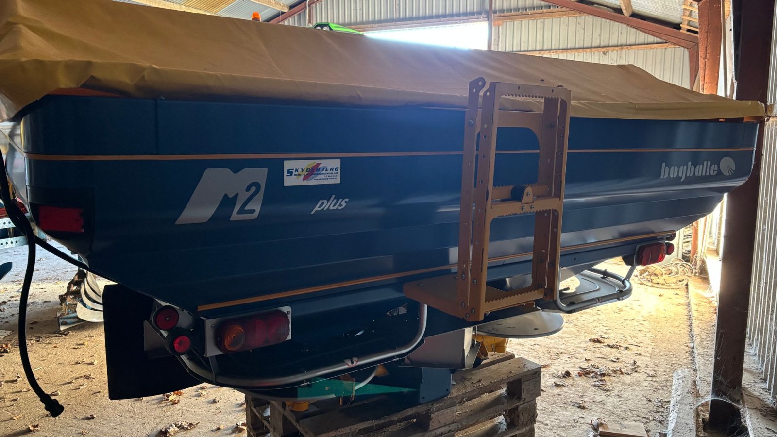 Düngerstreuer typu Sonstige M2W-2250l Med vejeceller, Gebrauchtmaschine v Glamsbjerg (Obrázek 2)