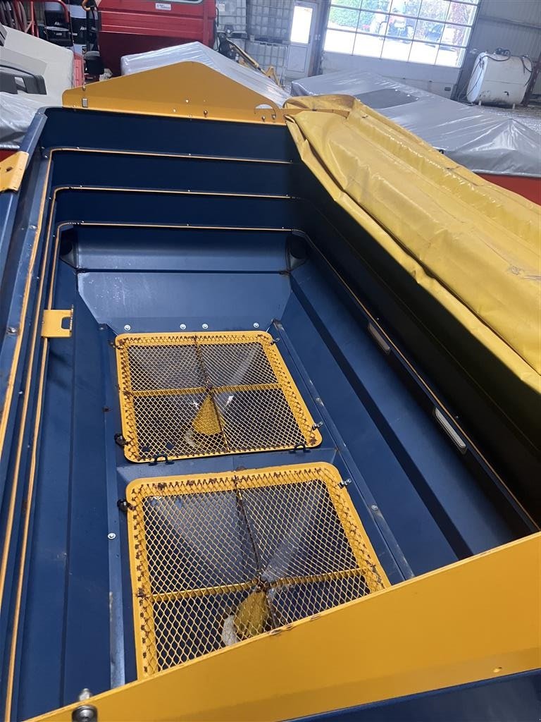 Düngerstreuer of the type Sonstige M3W, Gebrauchtmaschine in Glamsbjerg (Picture 11)