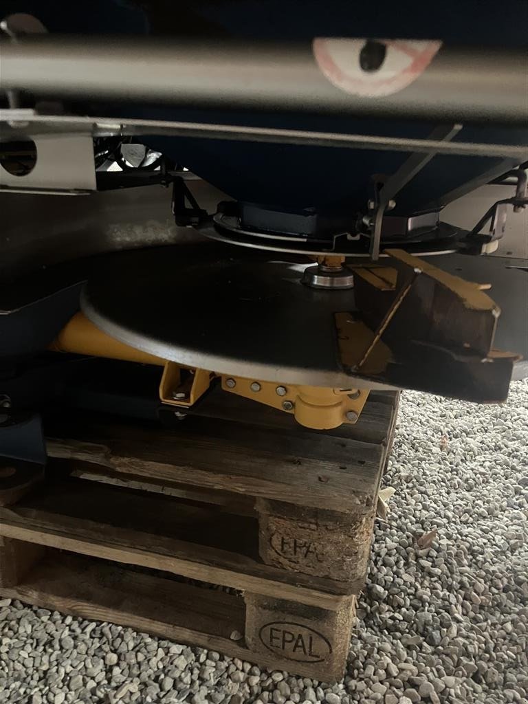 Düngerstreuer of the type Sonstige M3W, Gebrauchtmaschine in Glamsbjerg (Picture 5)