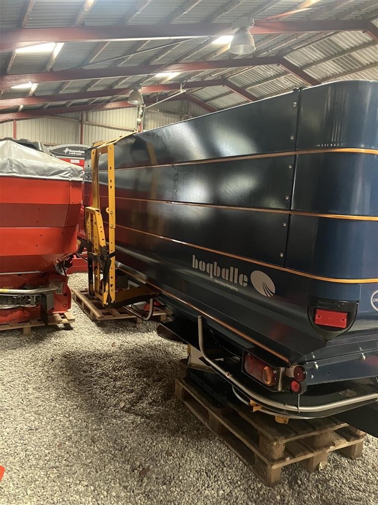 Düngerstreuer of the type Sonstige M3W, Gebrauchtmaschine in Glamsbjerg (Picture 4)