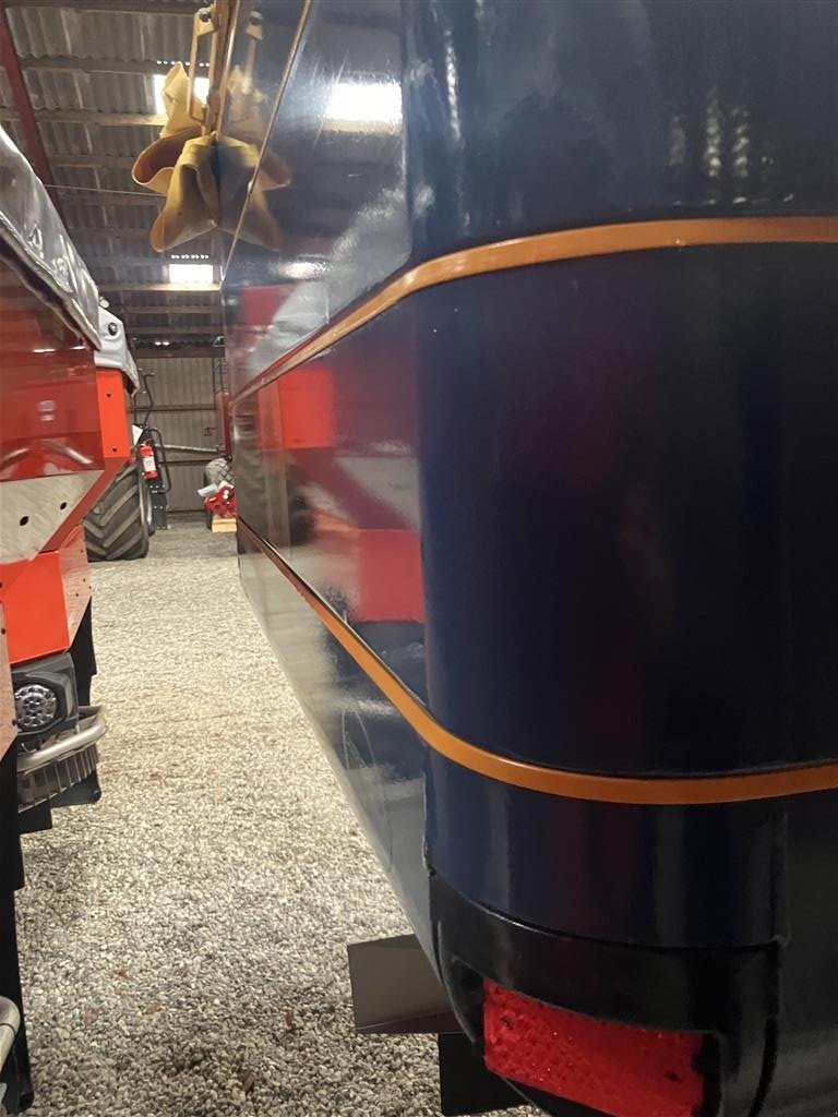 Düngerstreuer of the type Sonstige M3W, Gebrauchtmaschine in Glamsbjerg (Picture 10)