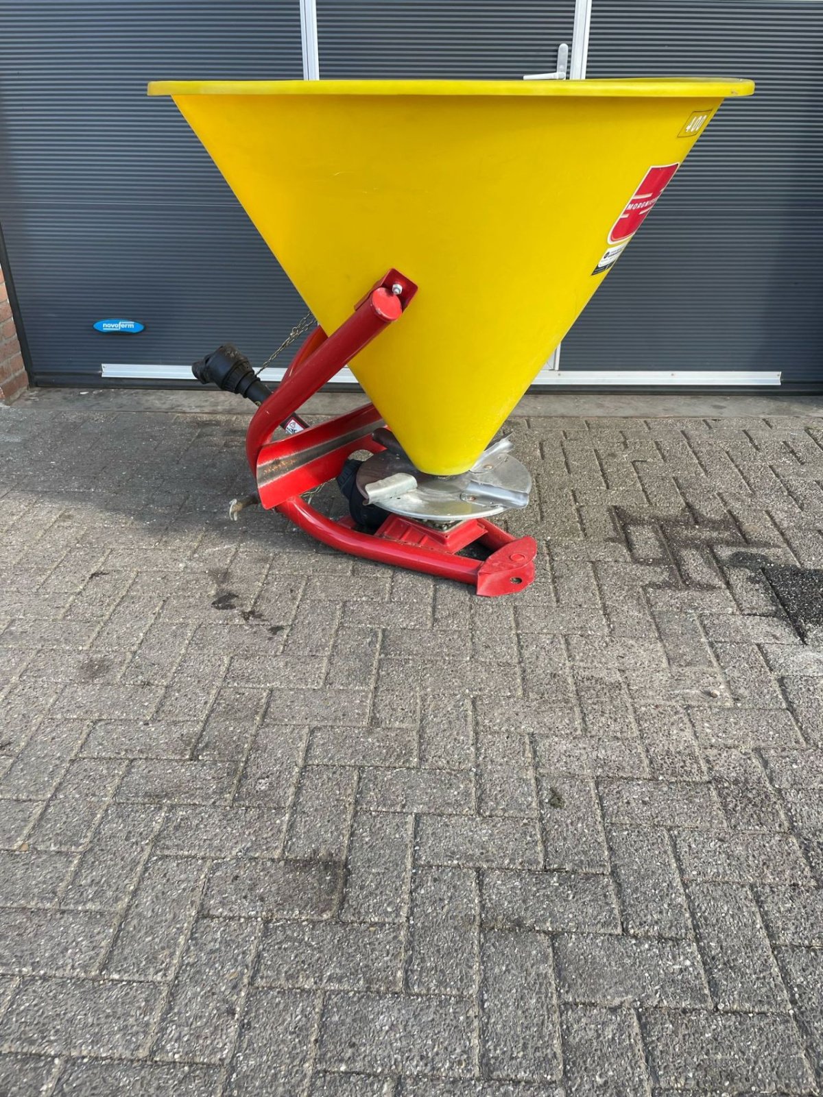Düngerstreuer типа Sonstige Morgnieux 400, Gebrauchtmaschine в Klarenbeek (Фотография 4)