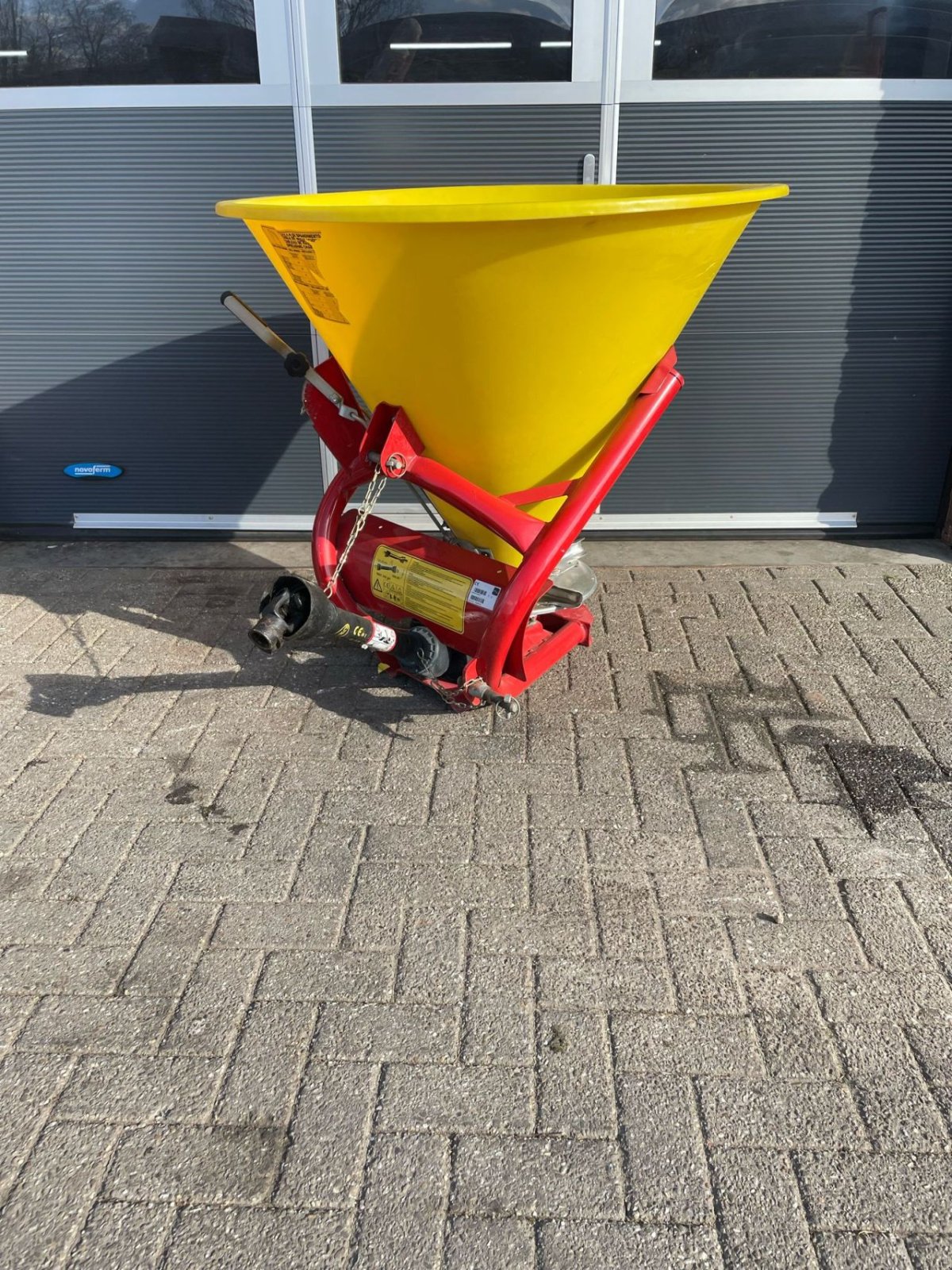 Düngerstreuer типа Sonstige Morgnieux 400, Gebrauchtmaschine в Klarenbeek (Фотография 2)