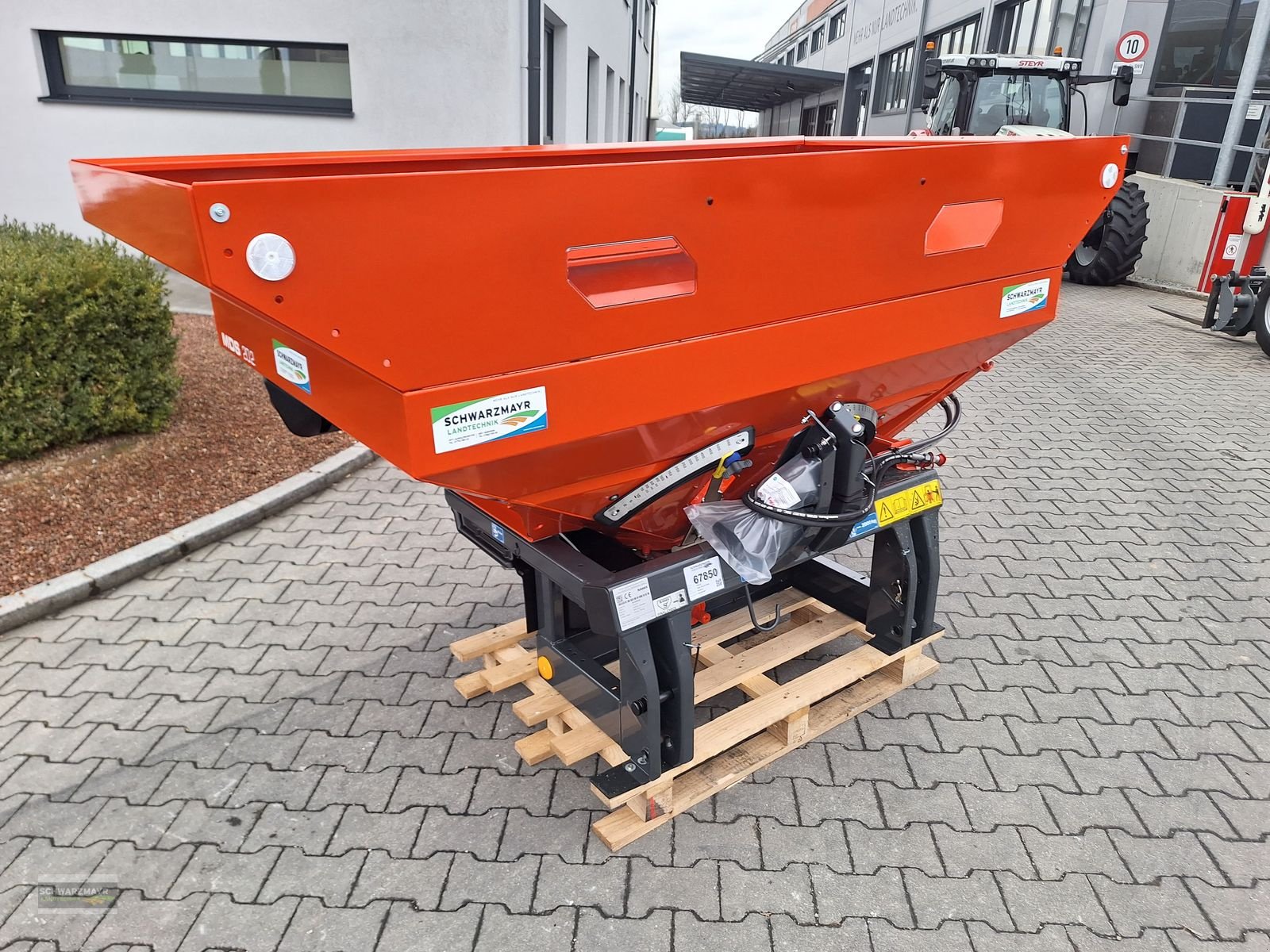 Düngerstreuer des Typs Sonstige Rauch Aufsatz M800, Neumaschine in Aurolzmünster (Bild 2)