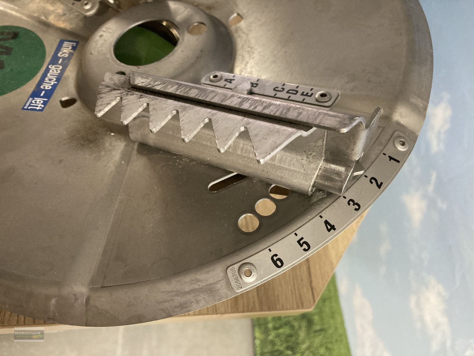 Düngerstreuer of the type Sonstige Rauch Wurfscheiben M1XC MD, Neumaschine in Aurolzmünster (Picture 4)