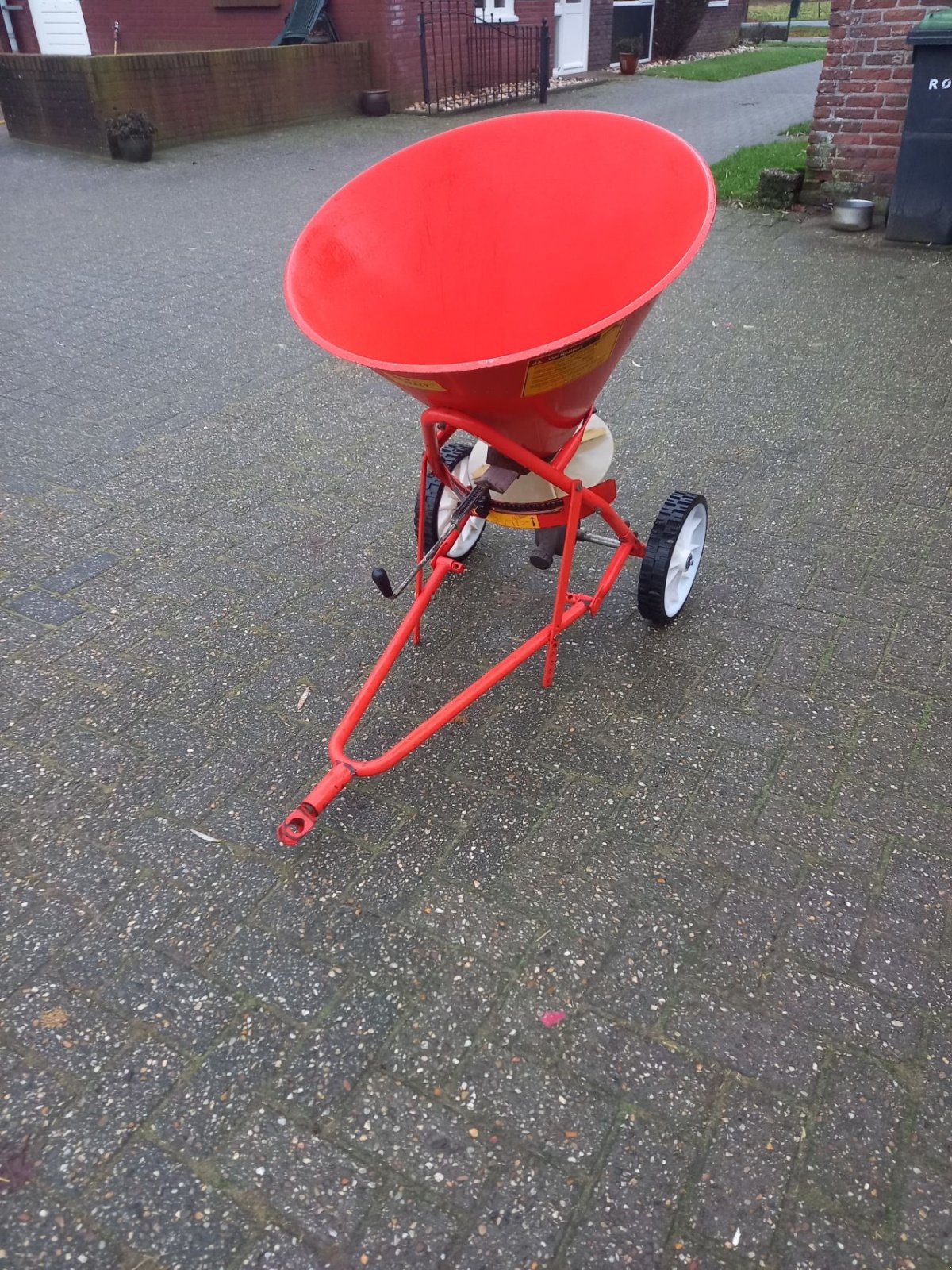 Düngerstreuer типа Sonstige rondini kunstmestrooier zoutstrooier, Gebrauchtmaschine в Ommen (Фотография 4)