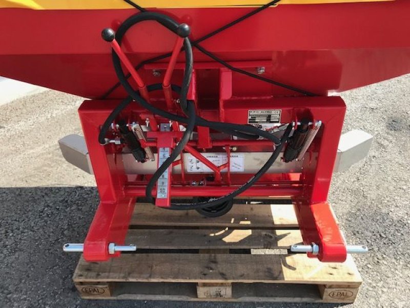 Düngerstreuer of the type Sonstige Stekro Düngerstreuer 600L, Neumaschine in Tamsweg (Picture 3)