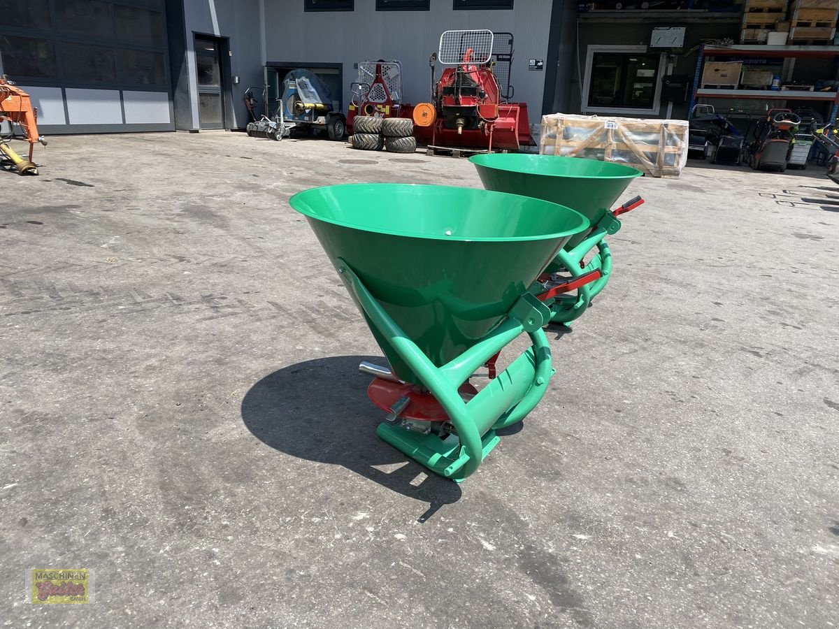 Düngerstreuer des Typs Sonstige Tellerstreuer 250L, Neumaschine in Kötschach (Bild 3)