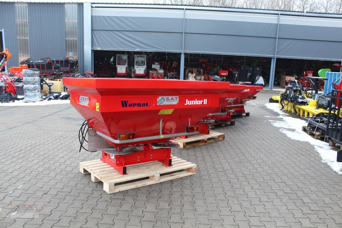 Düngerstreuer des Typs Sonstige Woprol Junior II Düngerstreuer-NEU, Neumaschine in Eberschwang (Bild 4)