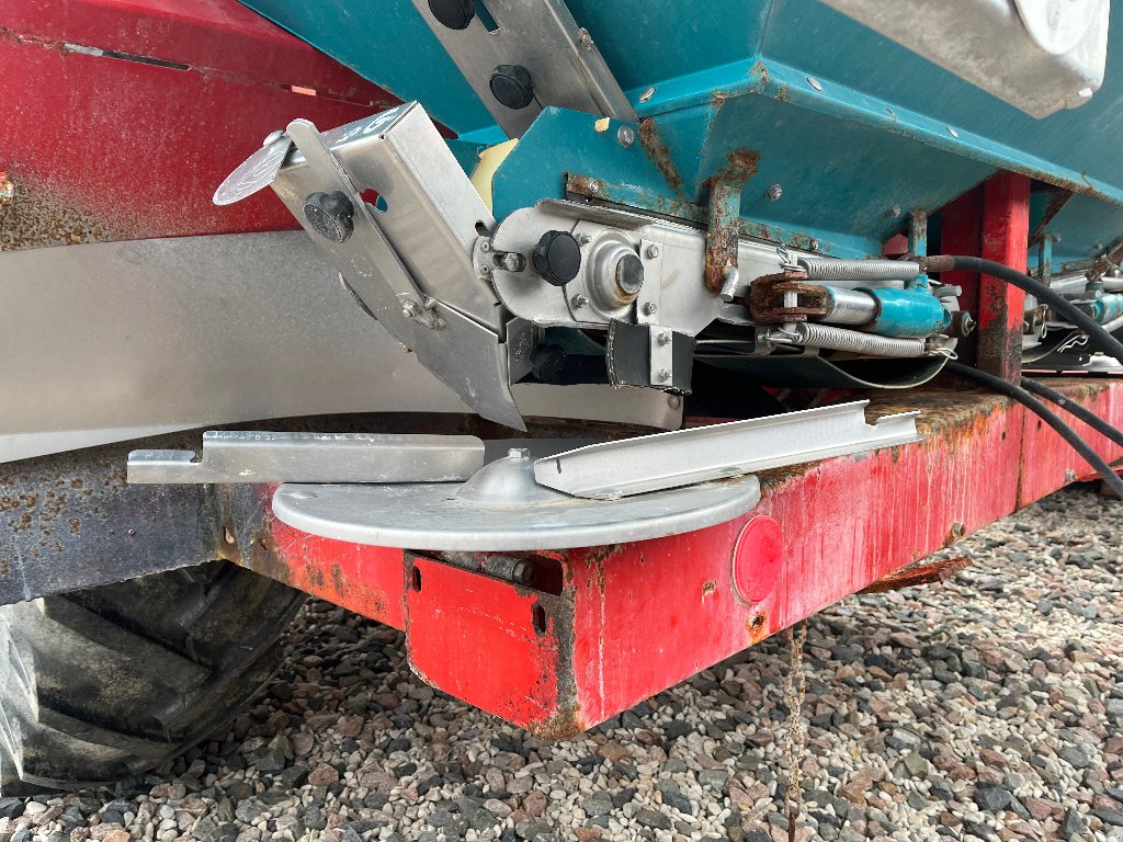 Düngerstreuer типа Sulky DPA XL 2000 TREMIE POMMIER, Gebrauchtmaschine в VERT TOULON (Фотография 7)