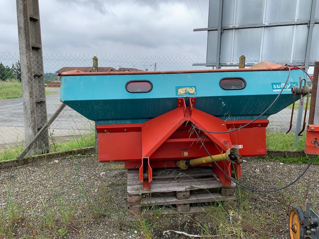 Düngerstreuer typu Sulky DPX 12/28, Gebrauchtmaschine v ST ELIX THEUX (Obrázek 2)