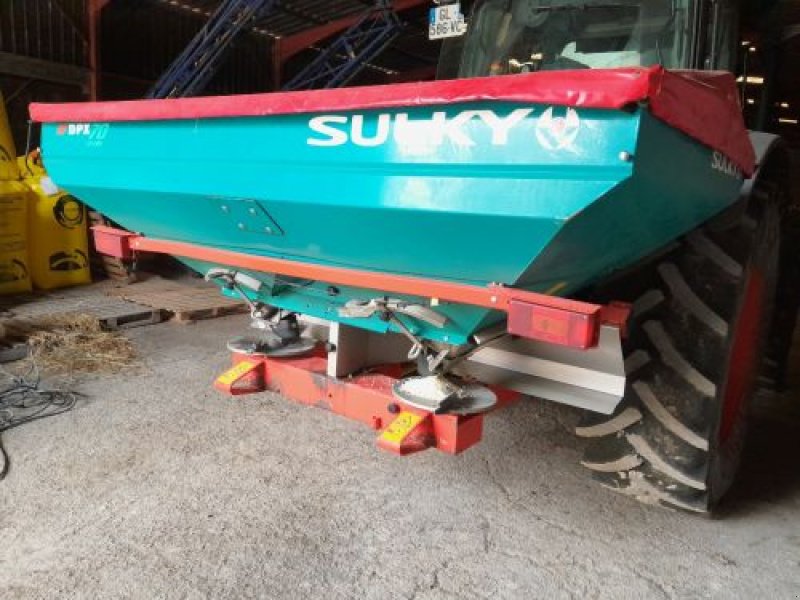 Düngerstreuer of the type Sulky DPX 70 ANS, Gebrauchtmaschine in VELAINES (Picture 2)