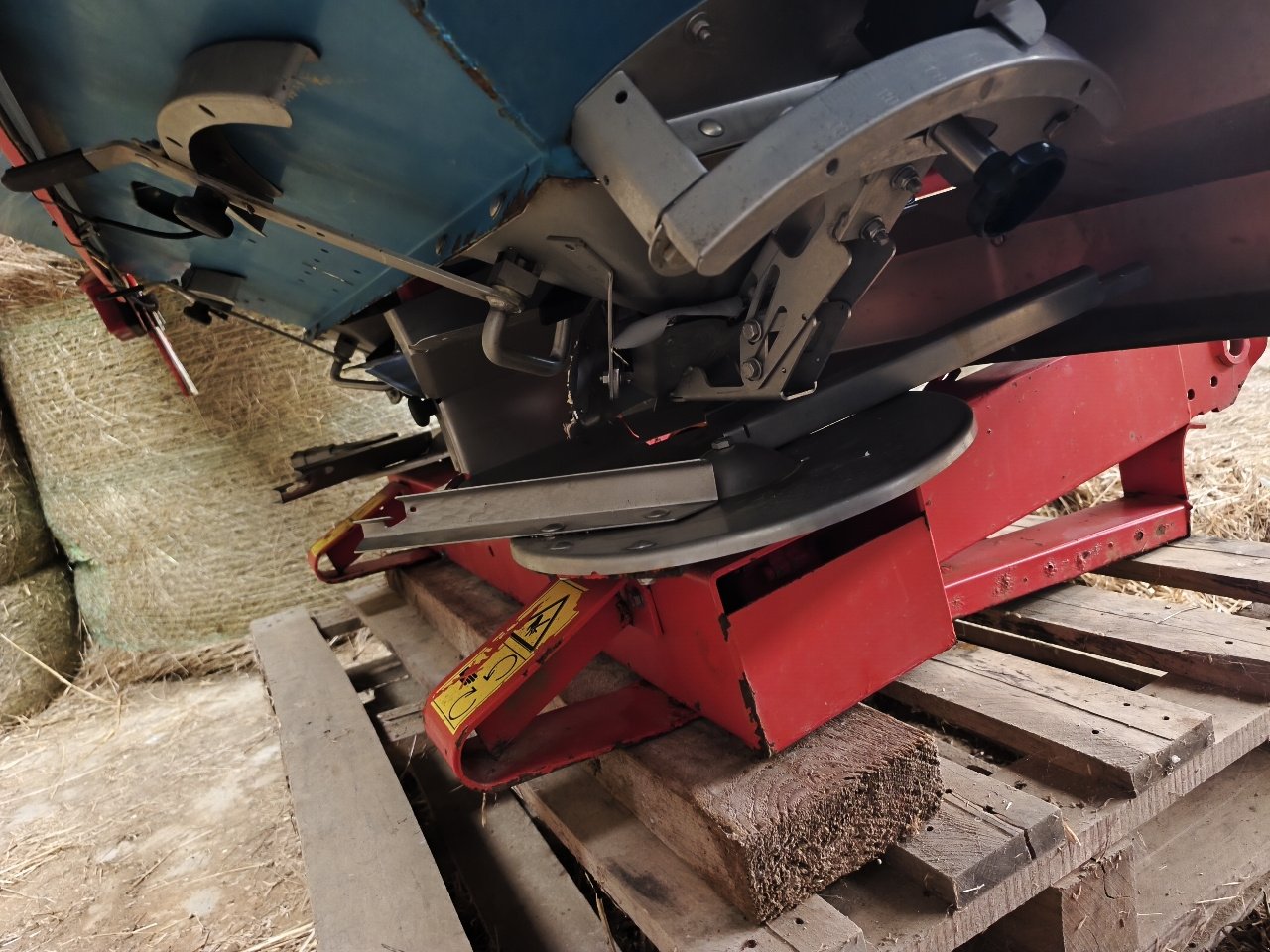 Düngerstreuer typu Sulky DPX EXPERT, Gebrauchtmaschine v Gondrecourt-le-Château (Obrázek 3)