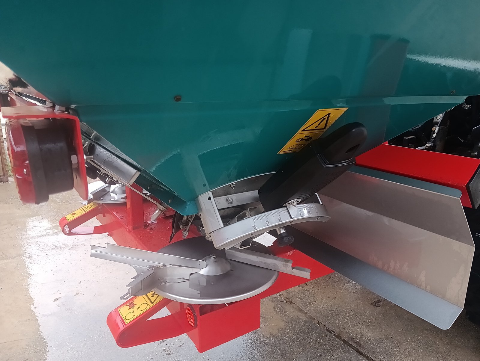 Düngerstreuer of the type Sulky DPX Expert, Gebrauchtmaschine in Aufhausen (Picture 5)