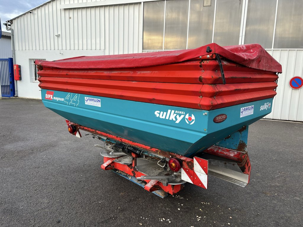Düngerstreuer des Typs Sulky Dpx magnum 44, Gebrauchtmaschine in VERT TOULON (Bild 4)