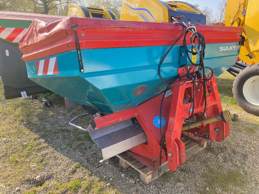 Düngerstreuer typu Sulky DPX28, Gebrauchtmaschine w MORHANGE (Zdjęcie 2)