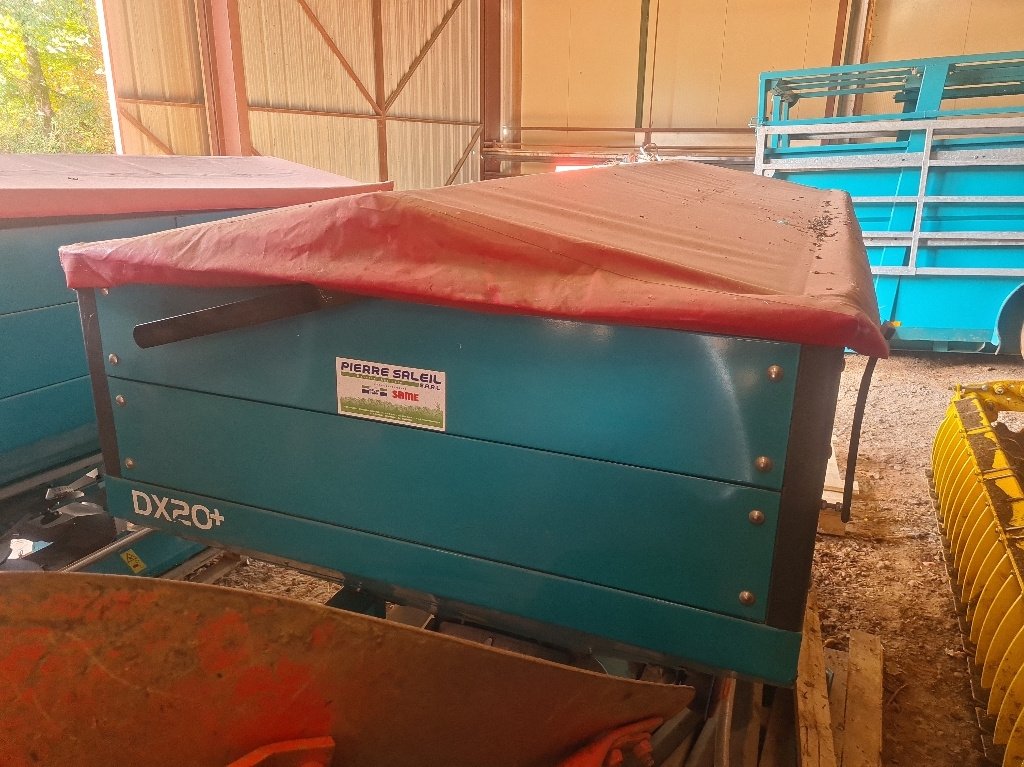 Düngerstreuer des Typs Sulky DX 20 +, Gebrauchtmaschine in Calmont (Bild 4)