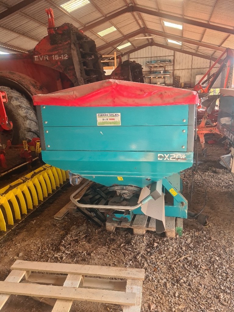 Düngerstreuer des Typs Sulky DX 20 +, Gebrauchtmaschine in Calmont (Bild 2)