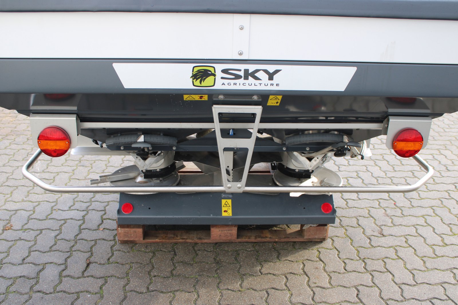 Düngerstreuer of the type Sulky DX 20+, Neumaschine in Holle- Grasdorf (Picture 7)