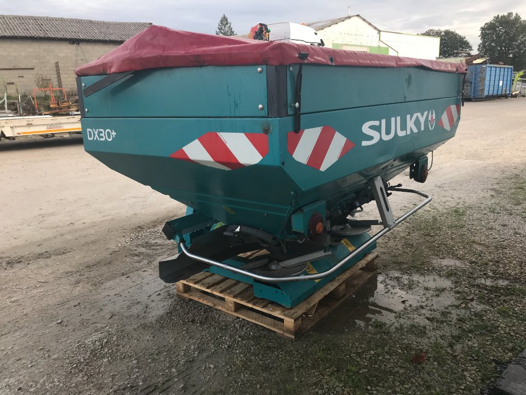 Düngerstreuer des Typs Sulky Dx30, Gebrauchtmaschine in MORLHON LE HAUT (Bild 5)