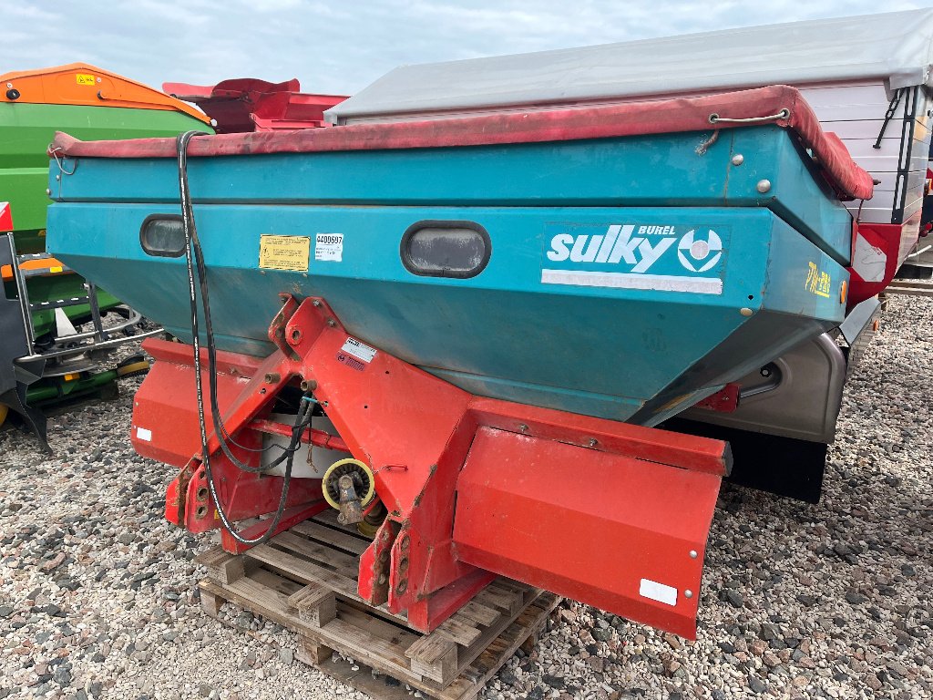 Düngerstreuer des Typs Sulky GLX 2400, Gebrauchtmaschine in VERT TOULON (Bild 1)