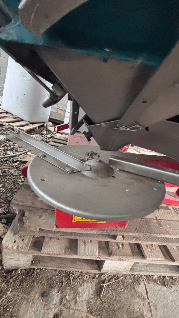 Düngerstreuer vrste Sulky GLX, Gebrauchtmaschine v CINTHEAUX (Slika 4)